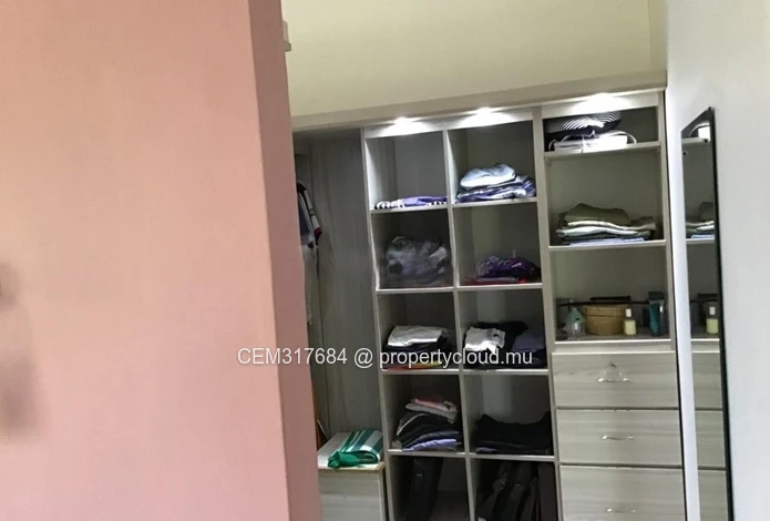Spacieuse Maison Familiale à Vendre – Beau Vallon, Mahébourg 