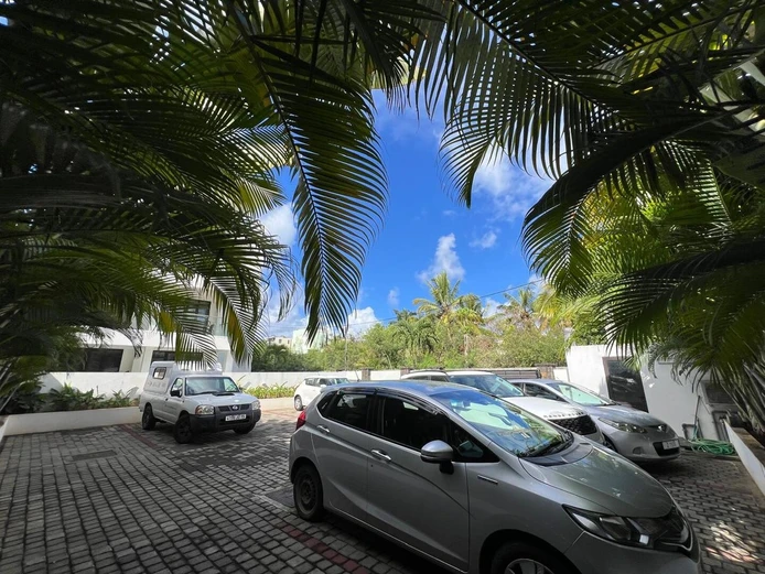 Complexe hôtelier 780m² à vendre à Trou aux Biches avec piscine