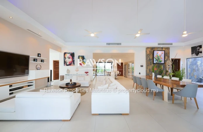 Villa 4 Chambres | Piscine Et Jardin Privés | Pereybere | Accessible Aux Étrangers | €