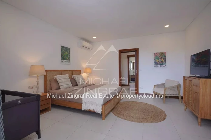 3-Bedroom En-Suite Apartment – Pointe aux Canonniers