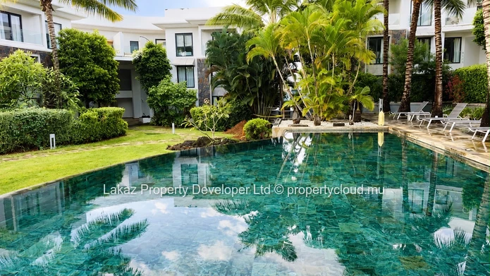 Spacious 2 bedrooms Apartment for rent in Azuri Roches Noires