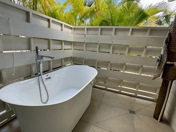 5 Bedroom Villa