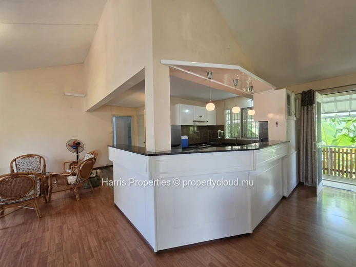 Magnifique appartement au premier étage à louer à Péreybère