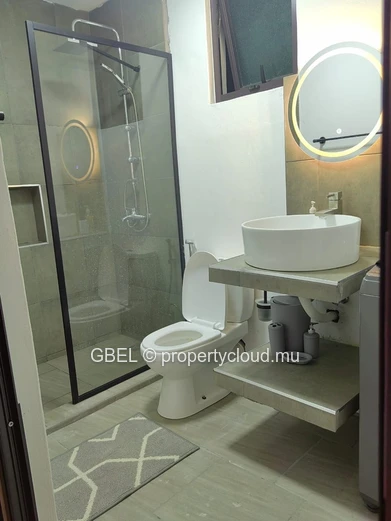 Cozy Furnished 3BR House with AC & Parking in Calodyne