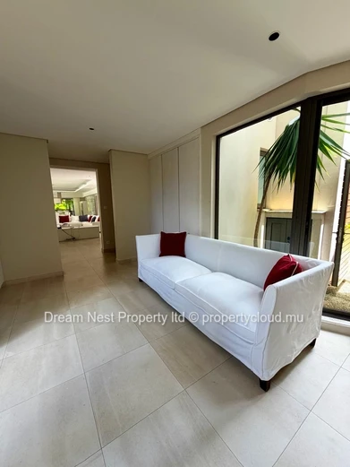 Villa d’Exception de 7 Chambres au Cœur d’un Domaine Privé de Prestige, Proche du Golf et d’un Hôtel 5 Étoiles