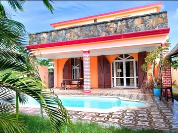 Charming Villa for Rent in Riambel!