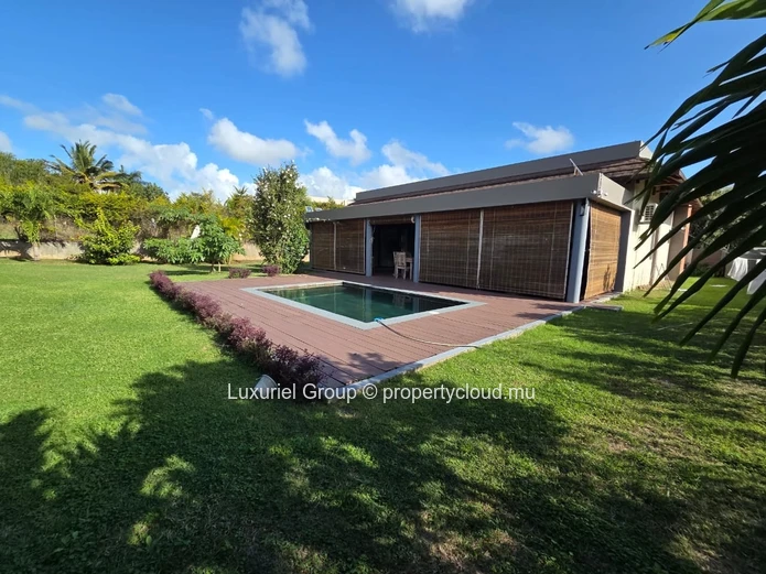  Beautiful Family Villa With Private Pool For Rent
