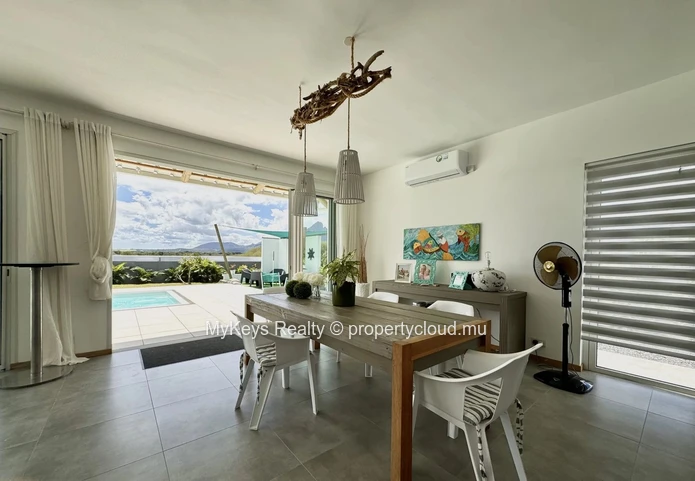 Villa For Rent In Tamarin