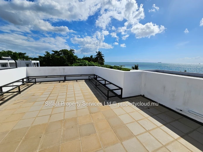 For rent immediately- 3 Bedroom Beachfront Duplexes for Sale, Pointe Aux Sables at Rs 60 000 per month