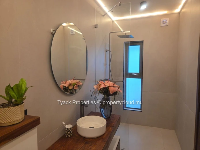 Villas PDS de Luxe 3 Chambres en Suite à Vendre à Pointe aux Piments avec Piscine Privée