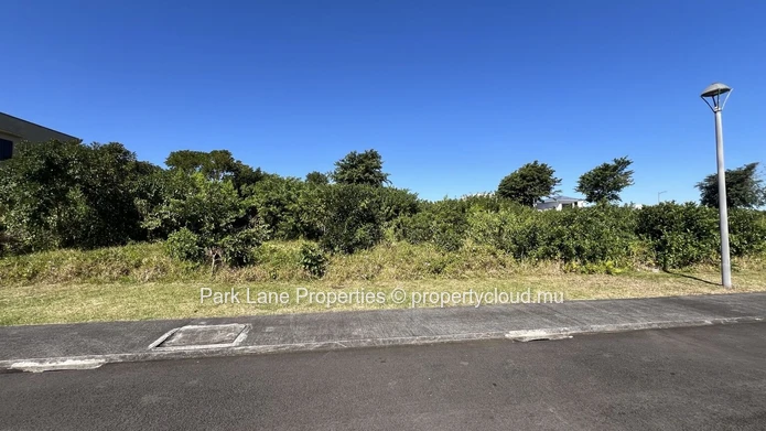 Terrain résidentiel 581 m² dans la Smart City de L’Avenir – Vue montagne, Moka