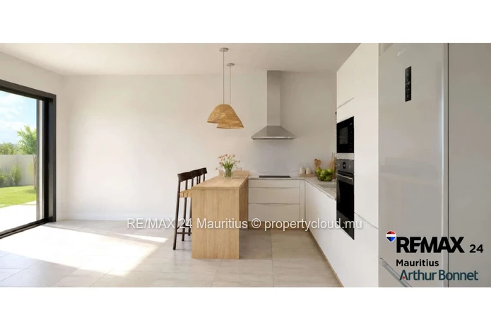 Modern 3-Bedroom Villa in Calodyne | Private Pool