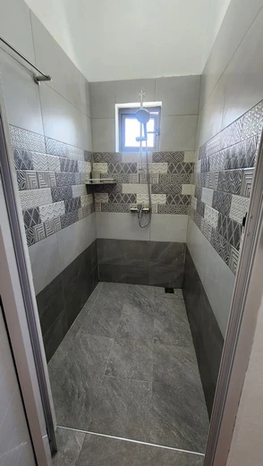 Modern furnished apartment in Beau Bassin 2 bedrooms 1 bathroom good condition ground floor close to shops and bus stop