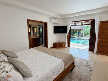 4 Bedroom Villa