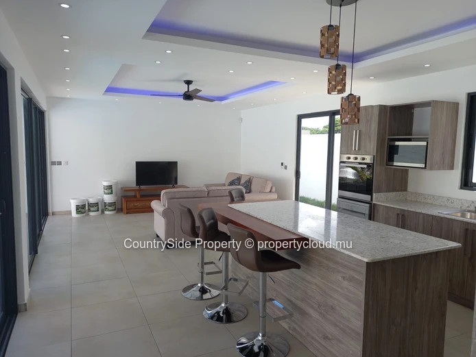 Do you work from home or are you looking for a property close to all amenities and the sea?