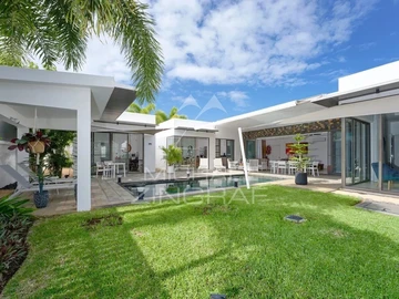 4 Bedroom Villa