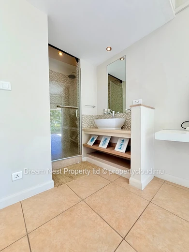 Penthouse En Front De Mer À Vendre | Trou Aux Biches, Île Maurice