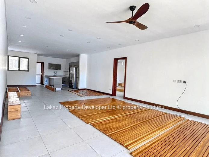 Luxurious 3-Bedroom Apartment in Pointe aux Canonniers - accessible for Foreigners