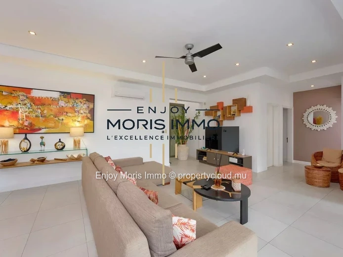 Superbe Villa Moderne avec Piscine – À vendre  à Cap Malheureux