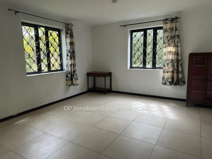 Maison de 3 chambres à vendre à Curepipe avec jardin