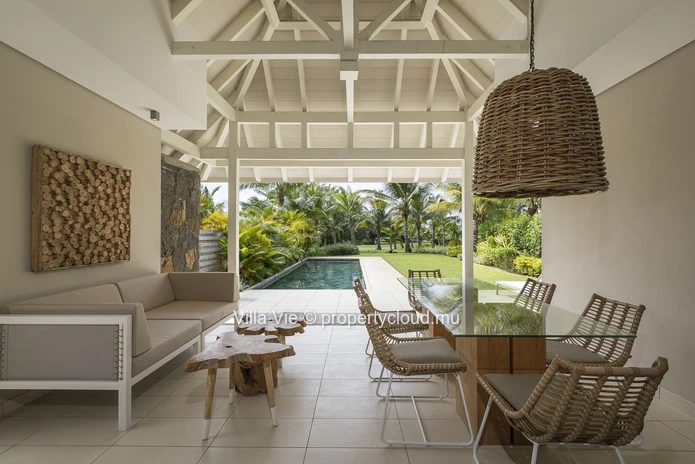 Beau Champ - Magnificent 3-bedroom semi-detached villa with private pool