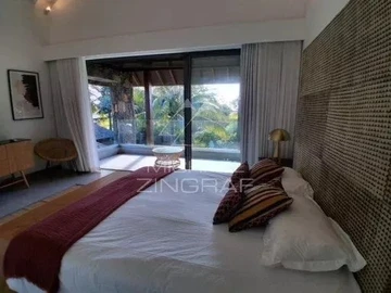 4 Bedroom Villa