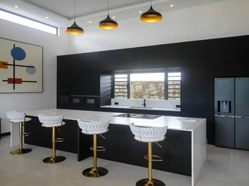 4 Bedroom Villa