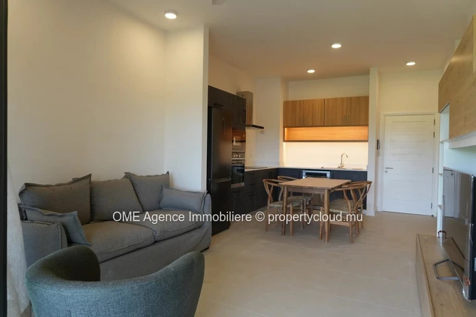 3-Bedroom Apartment with Terrace and Mountain Views