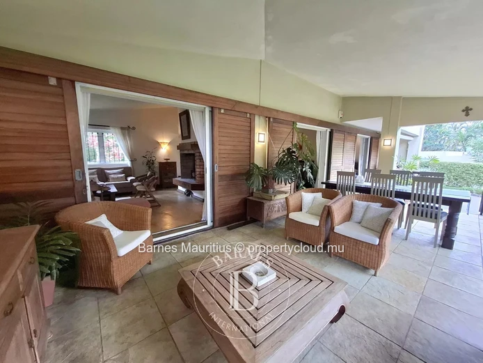 FLOREAL – Charming and Spacious Family Home - 3 Bedrooms