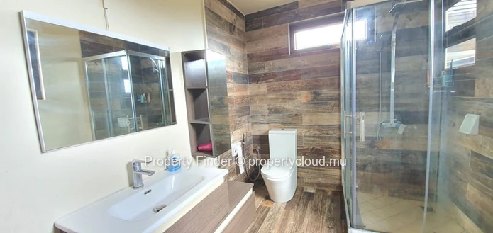 Villa de luxe à vendre dans l'Est