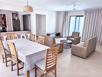 Spacious 3-Bedrooms Apartment in Grand Baie with Pool Access