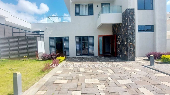 Villa for Rent – 4 Bedrooms, Mont Choisy, North
