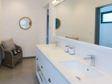 4 Bedroom Apartment