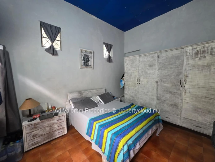 À VENDRE – Maison de plain-pied 210 m² avec grand terrain (773 m²)
