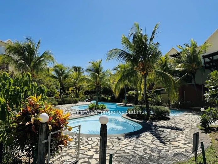 Bain Boeuf - Renovated 3-bedroom duplex with garden and common pool