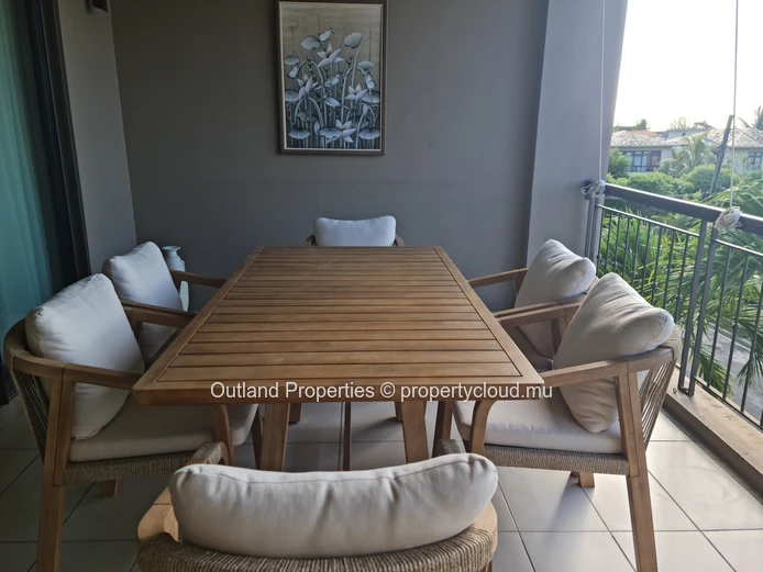 Magnifique appartement récemment rénové 3 chambres, avec piscine