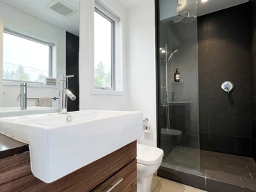 3 Bedroom Townhouse, Duplex