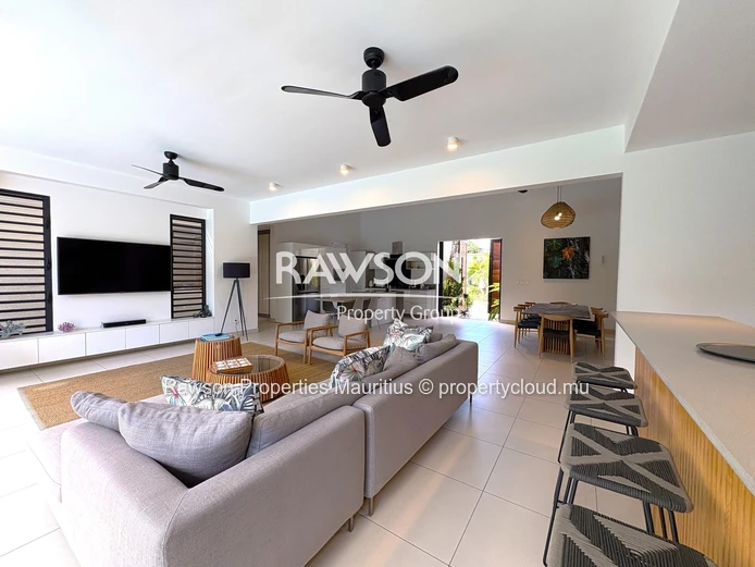 4 Bedroom Villa | Garden And Pool | Pds | Pereybere | Accessible To Foreigners | Usd