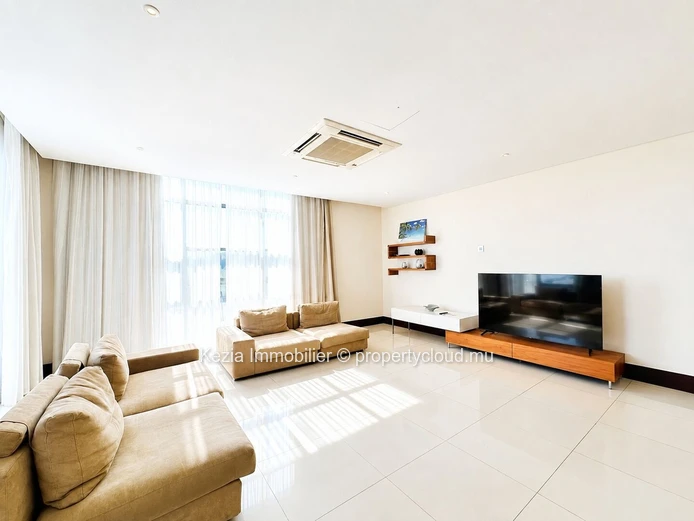 A Bright Apartment In The Heart Of Grand Baie