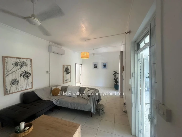 Spacious 4-Bedroom Villa with Large Garden and Terrace, Tamarin, Mauritius