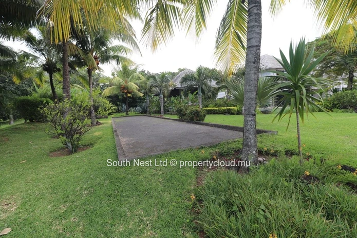 Superbe villa de 4 chambres avec un jardin tropical 