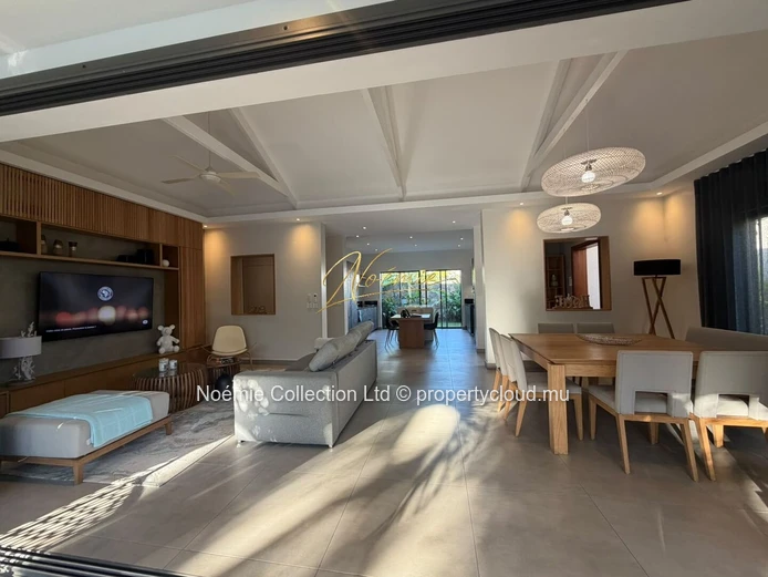 Luxueuse villa à vendre dans une residence sécurisée