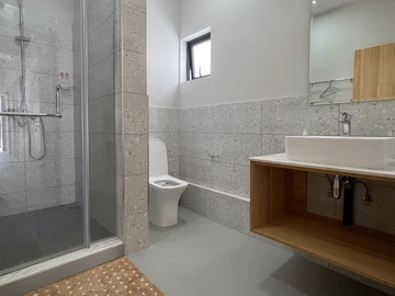 3 Bedroom Townhouse, Duplex