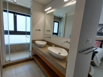 3 Bedroom Townhouse, Duplex