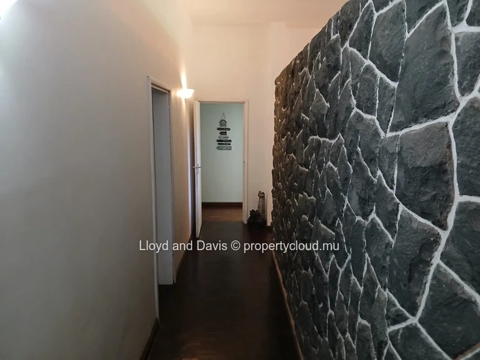 Versatile Residential Estate with Main House & Independent Cottage