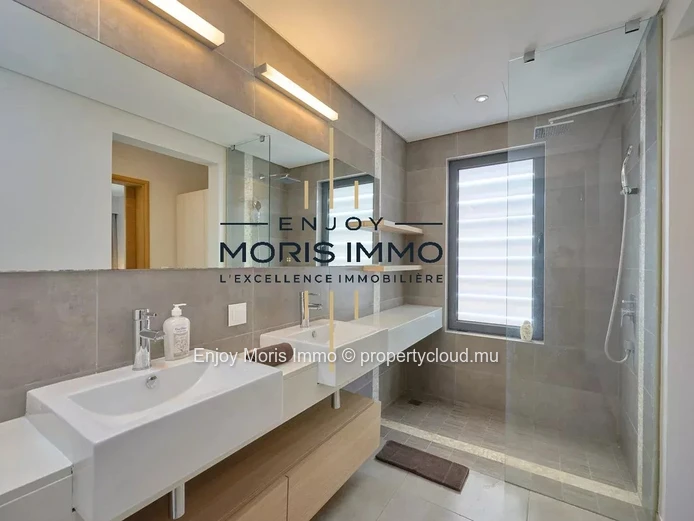 Appartement 2 chambres à Mont Choisy, accès plage à pieds