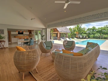 5 Bedroom House