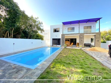 4 Bedroom Villa