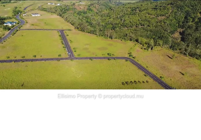 Residential Land For Sale – Avalon Golf Estate, Bois Sec