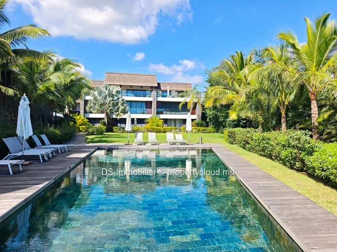 Location Prestigieuse Pieds Dans L’Eau – Résidence Privée, Pereybère, Nord